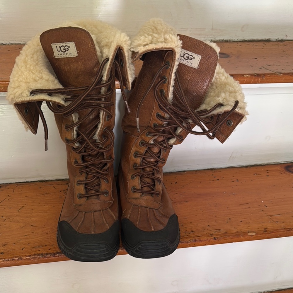 UGG Brown and Cream Winter Boots with Fleece Lining